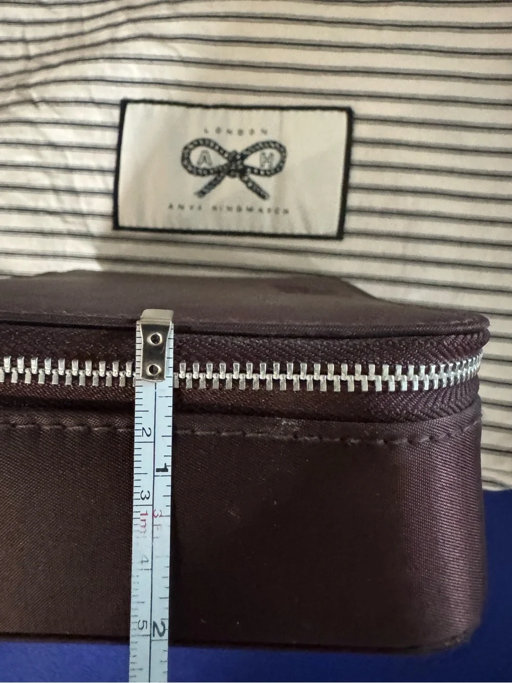 Anya Hindmarch 💯% Authentic Vintage make-up/toiletries case w/dust bag RARE find
